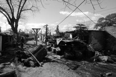 According to Bernardo Kliksberg, in unequal societies like ours, many people live in "poverty traps"